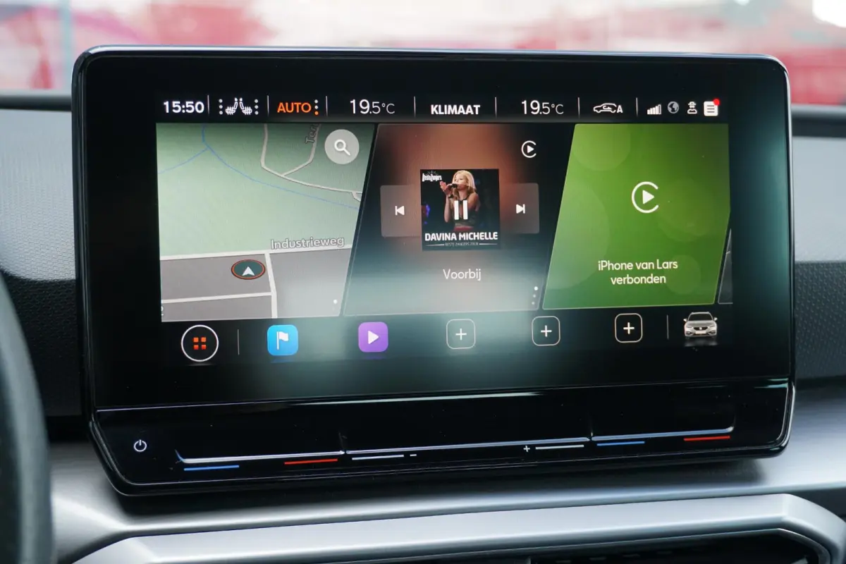 1.5 eTSI FR Business Intense * DEALER ONDERHOUDEN * + CAMERA / KEYLESS / ELEK. TREKHAAK / STUURWIELVERWARMING