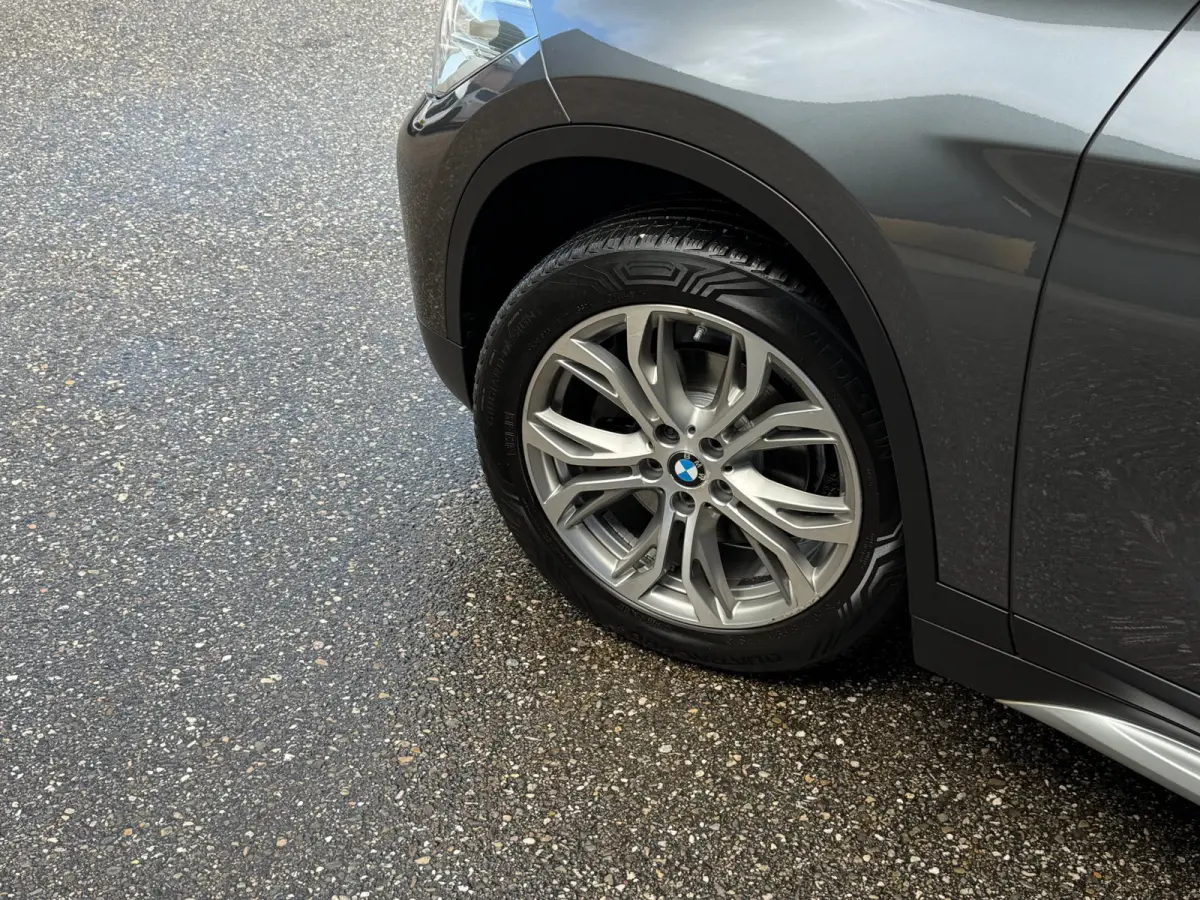 SDrive18i High Executive Xenon Navi Trekh. Cruise