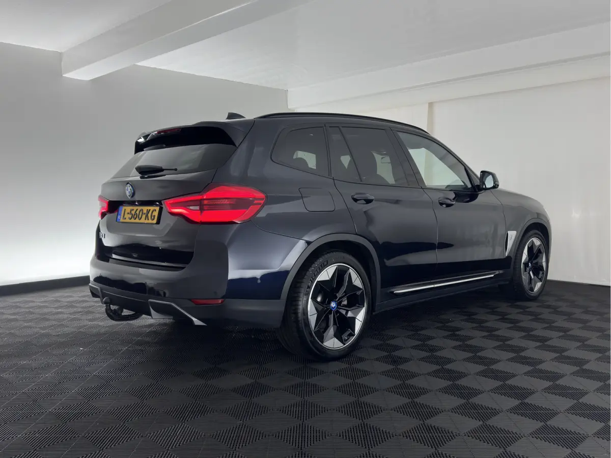 High Executive 80 kWh (INCL-BTW) *AUT | PANO | LEATHER SPORT | ADAPTIVE-CRUISE | FULL-LED | BLIND-SPOT | MEMORY-PACK | DIGI-COCKPIT | HEATED-COMFORTSEATS | KEYLESS | CAMERA | DAB+ | TOWBAR |