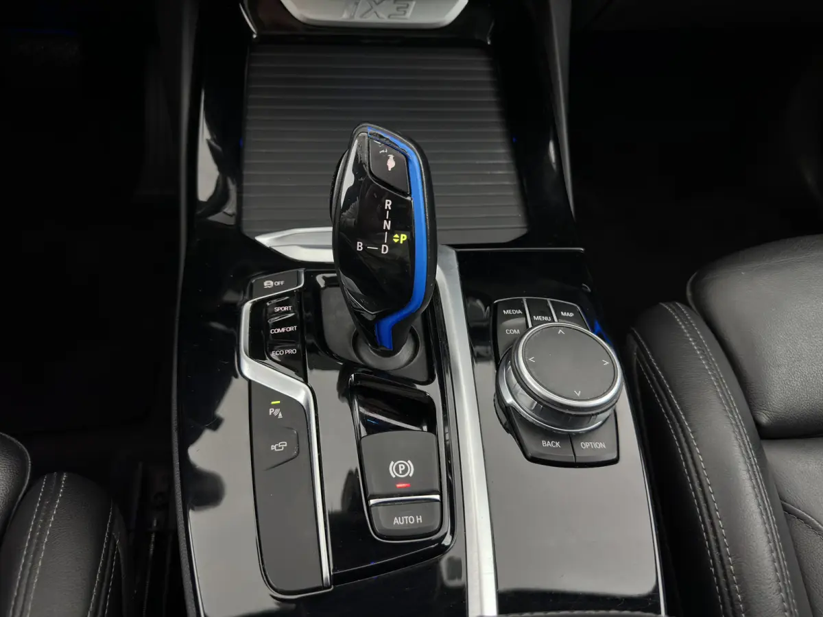 High Executive 80 kWh [ 3-Fase-11kW ] {SoH-97%} (INCL-BTW) Aut. *PANO | LEATHER | HARMAN/KARDON | ADAPTIVE-CRUISE | FULL-LED | BLIND-SPOT | MEMORY-PACK | DIGI-COCKPIT | HEATED-SPORTSEATS | K