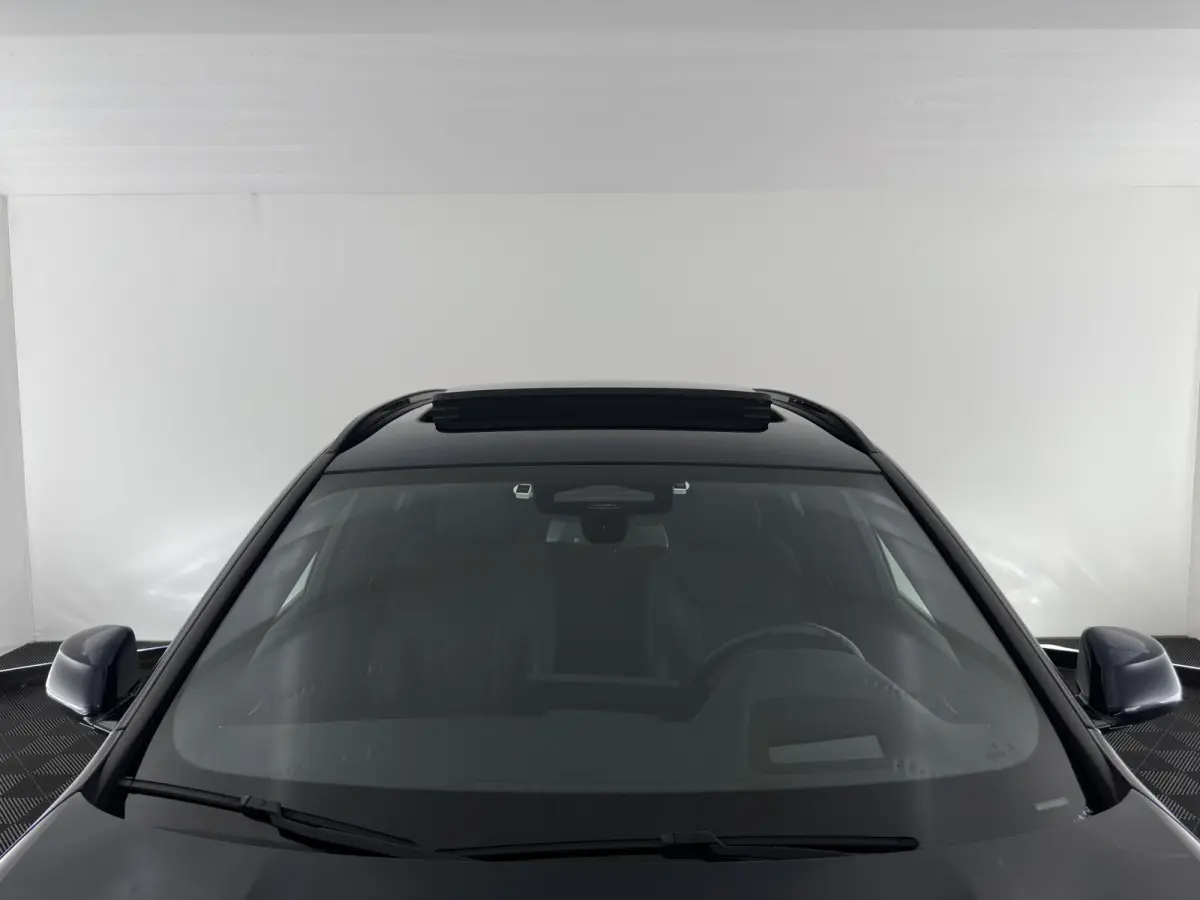 High Executive 80 kWh [ 3-Fase-11kW ] {SoH-97%} (INCL-BTW) Aut. *PANO | LEATHER | HARMAN/KARDON | ADAPTIVE-CRUISE | FULL-LED | BLIND-SPOT | MEMORY-PACK | DIGI-COCKPIT | HEATED-SPORTSEATS | K