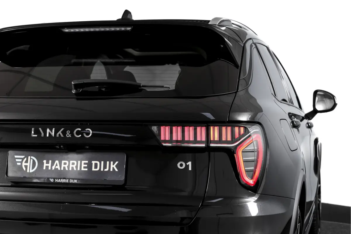1.5 PHEV 261PK MY22 | Black Pakket | 360 Camera  | 7.4 kWh Boordlader | S/K-panodak | Adapt. Cruise | Memory | Elek. klep | LM 20" |