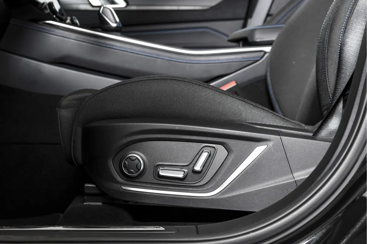 1.5 PHEV 261PK MY22 | Black Pakket | 360 Camera  | 7.4 kWh Boordlader | S/K-panodak | Adapt. Cruise | Memory | Elek. klep | LM 20" |