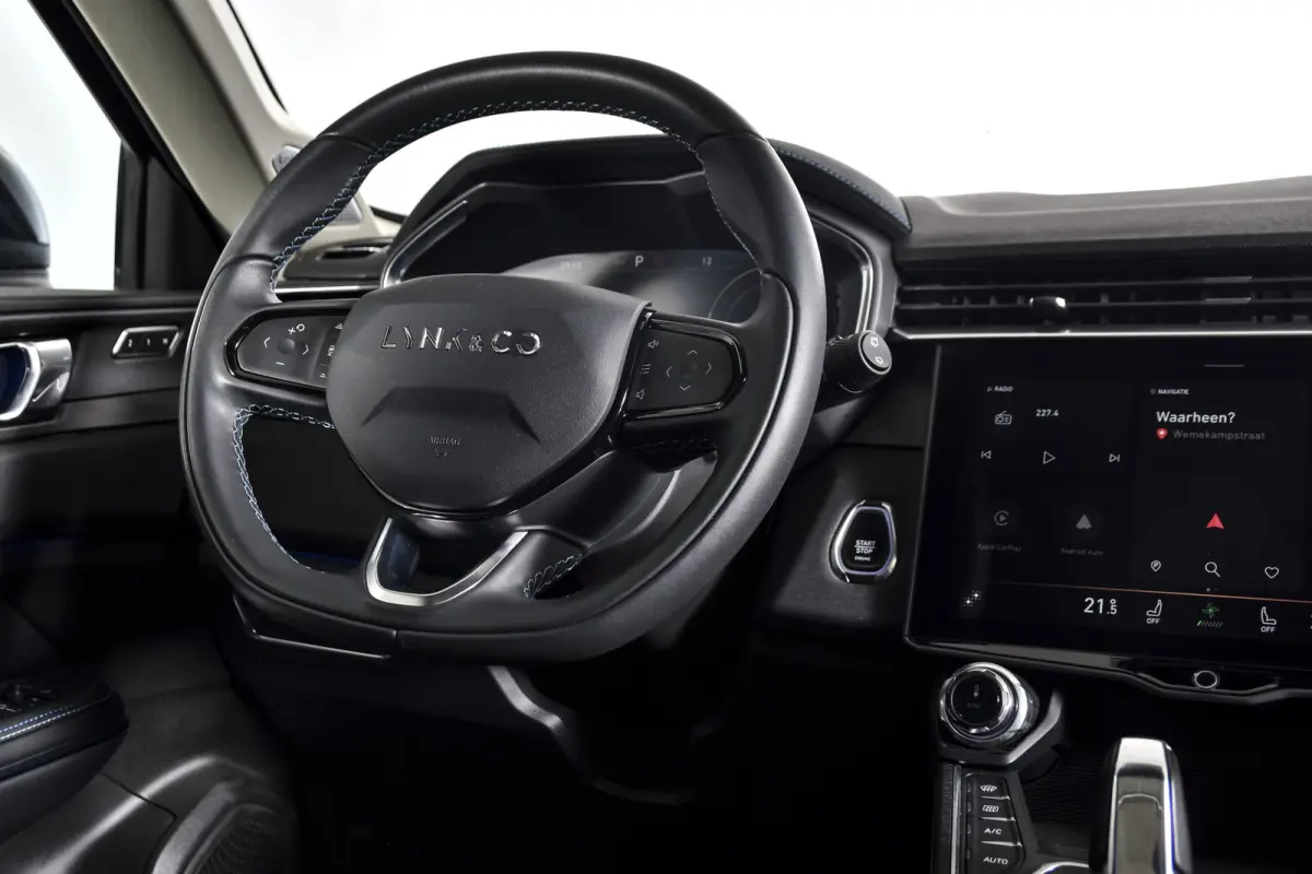 1.5 PHEV 261PK MY22 | Black Pakket | 360 Camera  | 7.4 kWh Boordlader | S/K-panodak | Adapt. Cruise | Memory | Elek. klep | LM 20" |