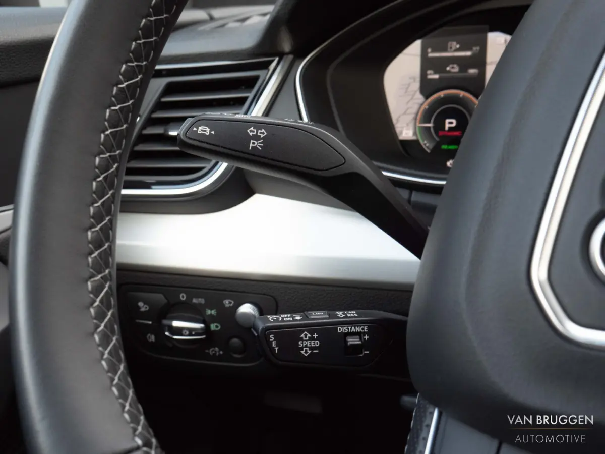 55 TFSI e S-Line Pano Luchtv Trekh Massage B&O BTW Head-up