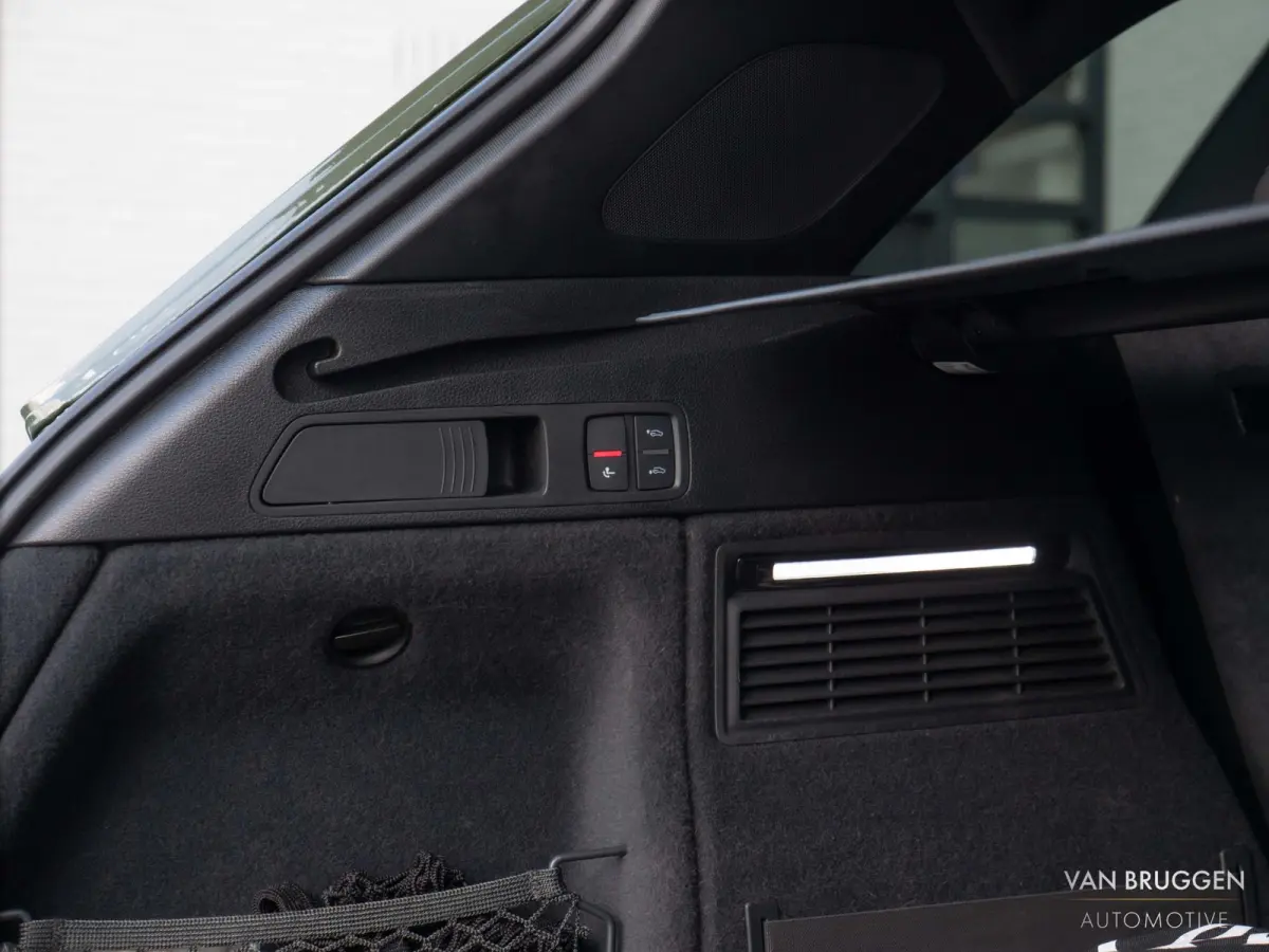 55 TFSI e S-Line Pano Luchtv Trekh Massage B&O BTW Head-up