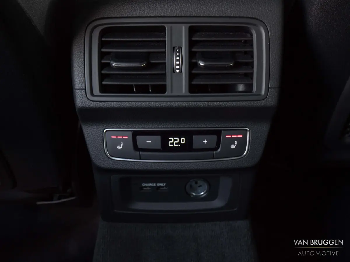 55 TFSI e S-Line Pano Luchtv Trekh Massage B&O BTW Head-up