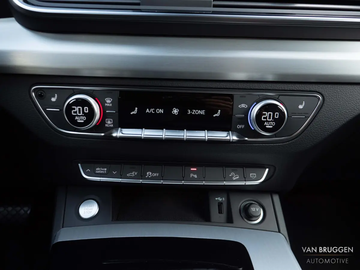 55 TFSI e S-Line Pano Luchtv Trekh Massage B&O BTW Head-up