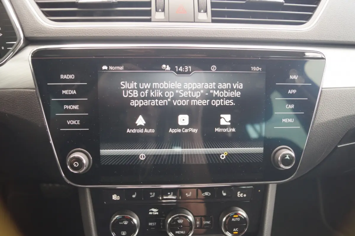 1.4 TSI iV PHEV Business Edition -NAVI-ECC-TREKHAAK-