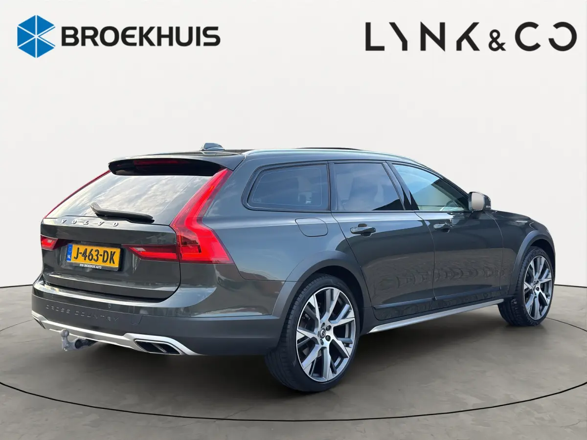 2.0 T5 AWD Pro | Camera | Apple Carplay\Android Auto | Adapt. Cruise | 21' |
