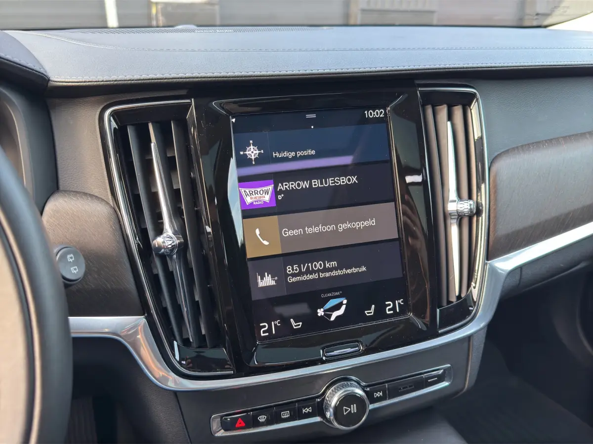 2.0 T5 AWD Pro | Camera | Apple Carplay\Android Auto | Adapt. Cruise | 21' |