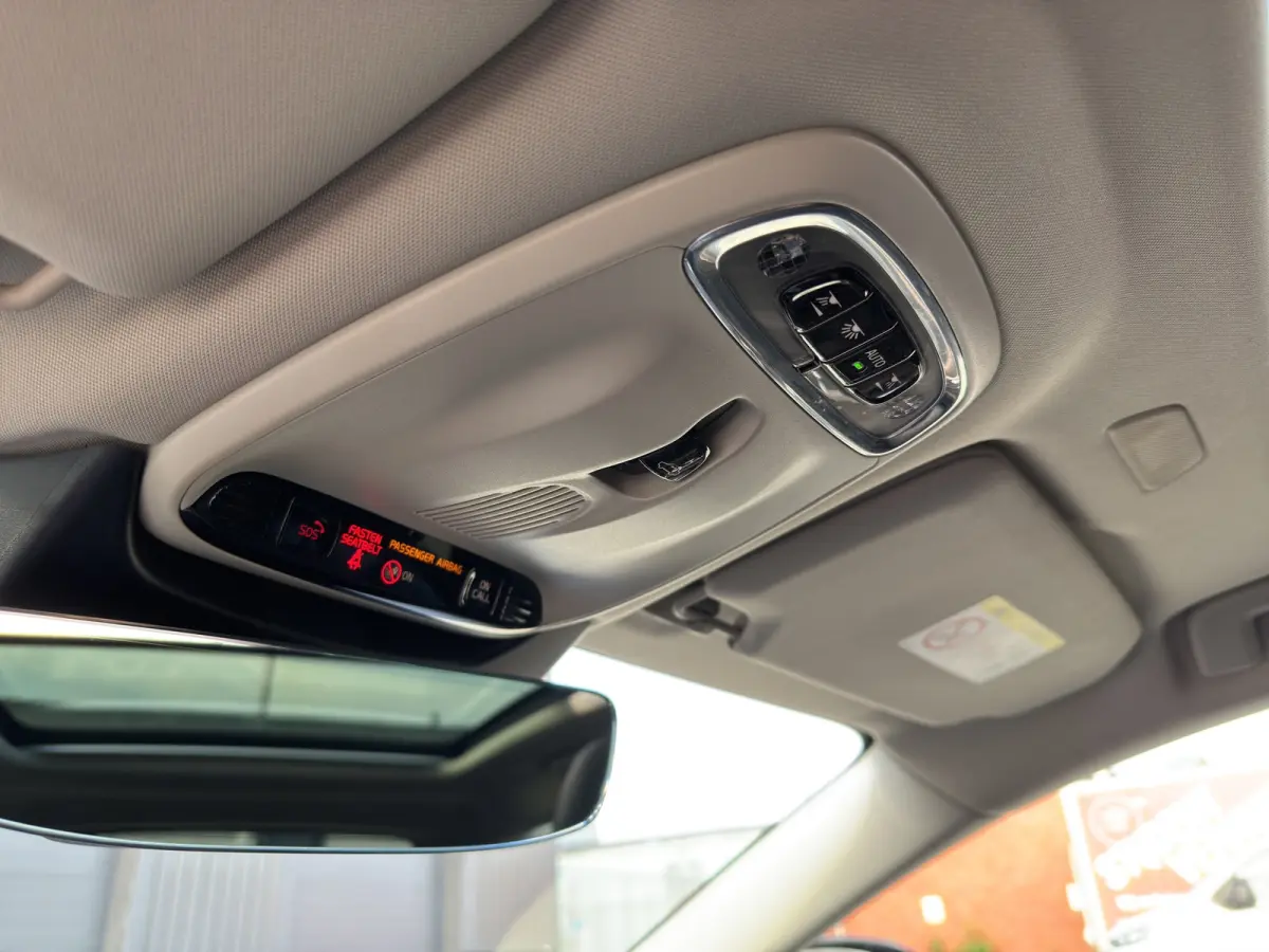2.0 T5 AWD Pro | Camera | Apple Carplay\Android Auto | Adapt. Cruise | 21' |