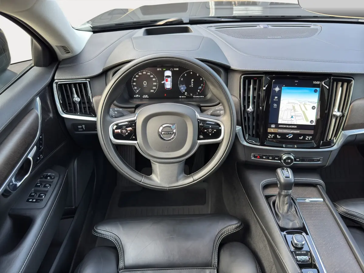2.0 T5 AWD Pro | Camera | Apple Carplay\Android Auto | Adapt. Cruise | 21' |