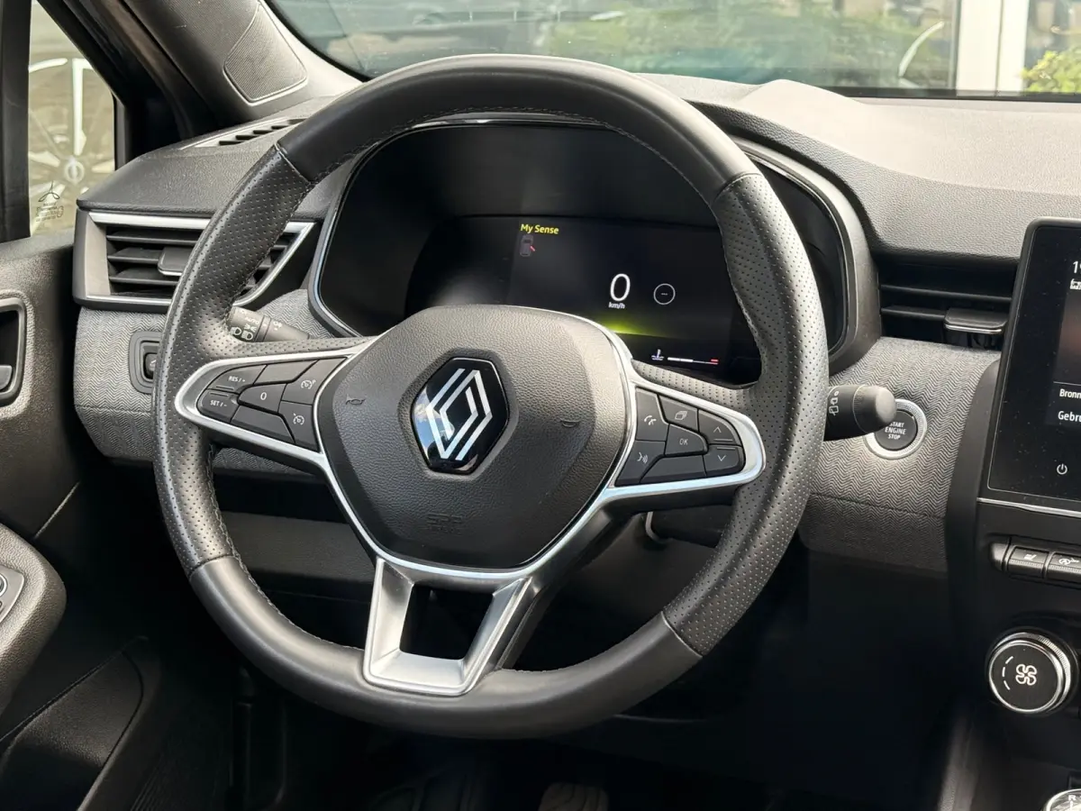 1.0 TCe 90 GPF techno | Led | Carplay | Winter pack