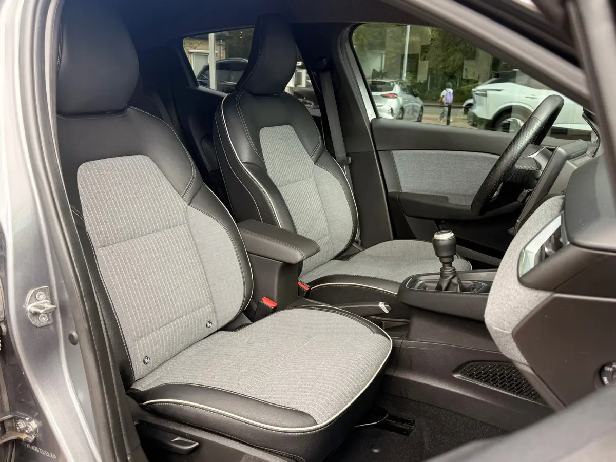 1.0 TCe 90 GPF techno | Led | Carplay | Winter pack