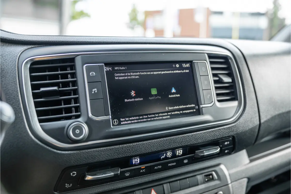 2.0 CDTI L2H1 | L+R Schuifdeur | Automaat | CarPlay | Camera | Stoelverwarming | Trekhaak | F1 Flippers | Cruise control | Bedrijfswageninrichting | 3-Zitter | Nieuwe APK