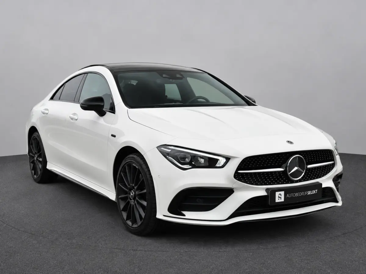 250 e AMG Night | Pano | Burmester | Camera | Carplay | Sfeerverlichting | Dodehoek