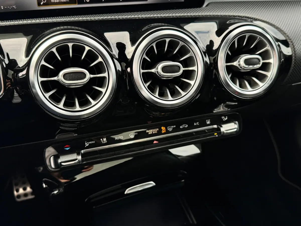 250 e AMG Night | Pano | Burmester | Camera | Carplay | Sfeerverlichting | Dodehoek
