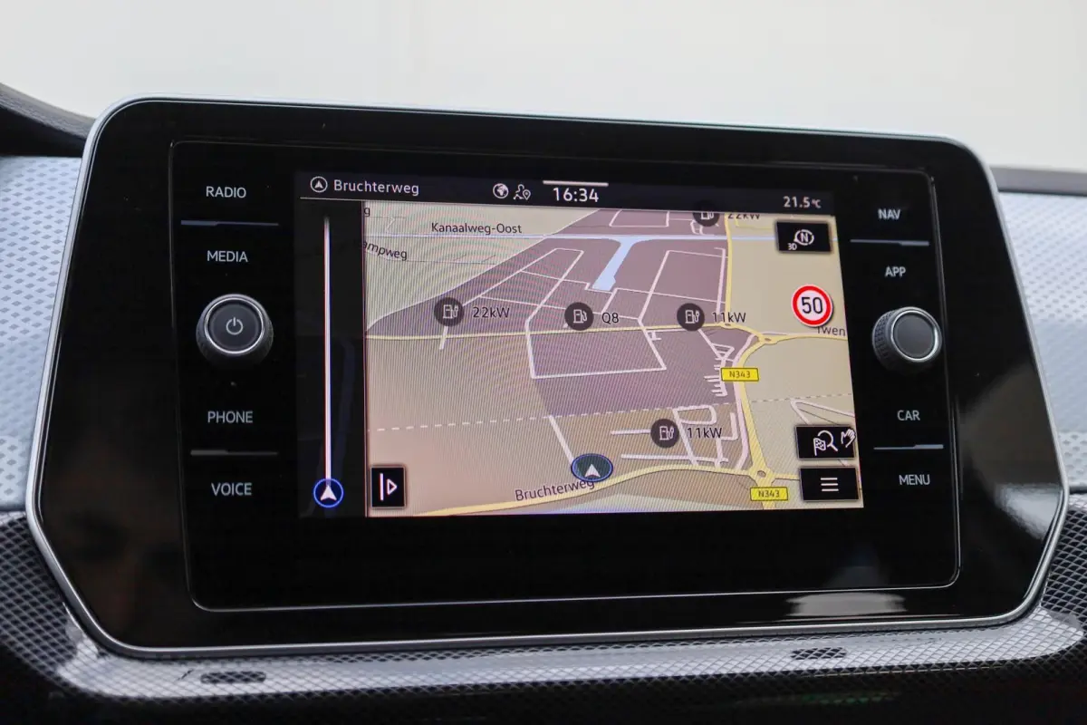 1.0 TSI 115pk DSG Life Edition | Trekhaak Afneembaar | Stoelverwarming | Navigatie | Achteruitrijcamera