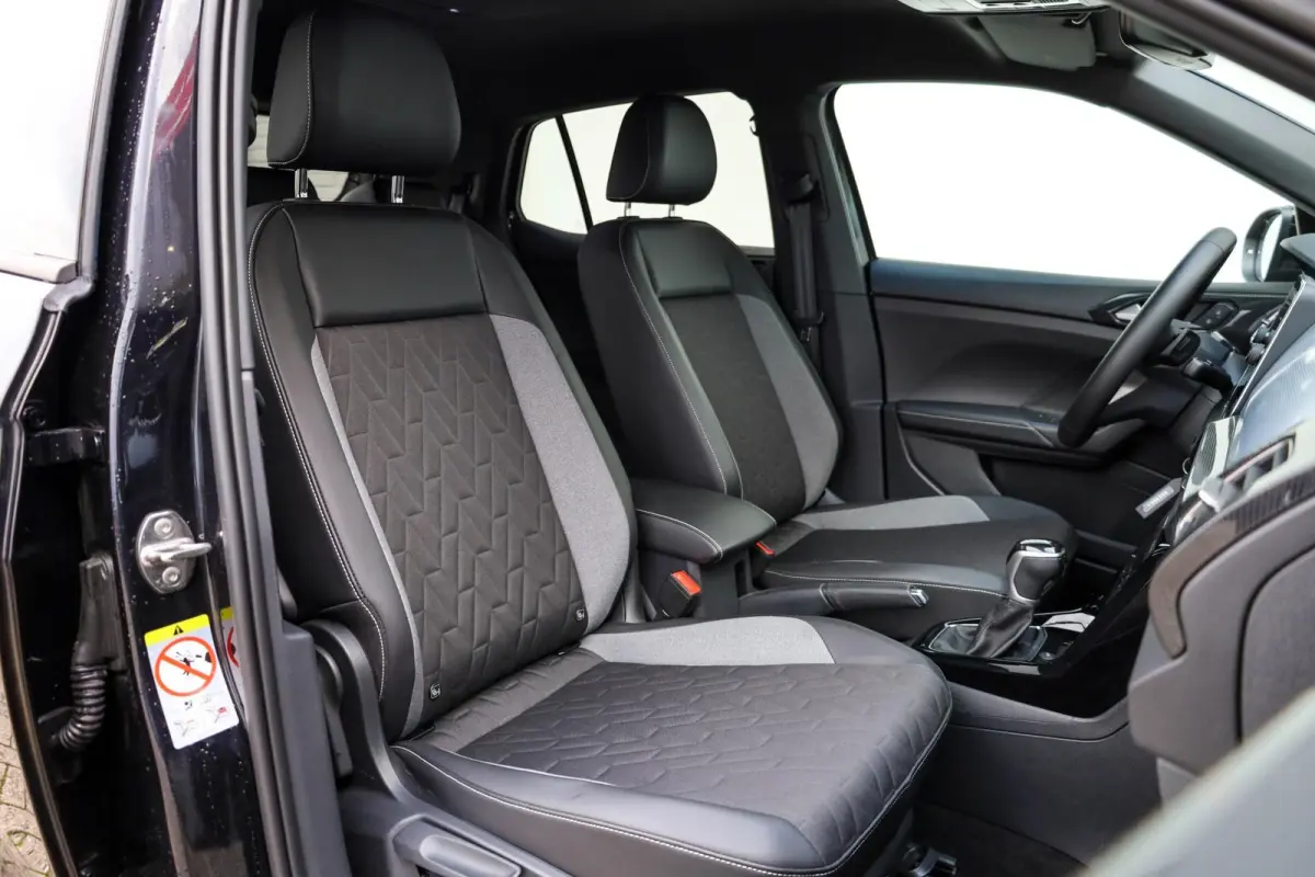 1.0 TSI 115pk DSG Life Edition | Trekhaak Afneembaar | Stoelverwarming | Navigatie | Achteruitrijcamera
