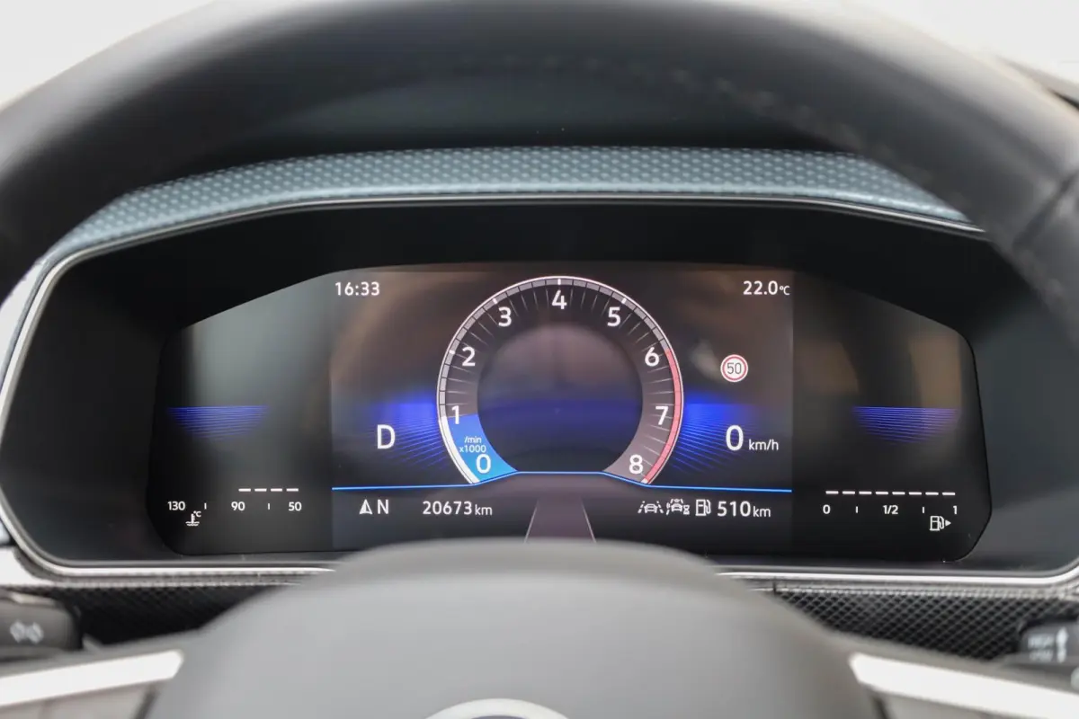 1.0 TSI 115pk DSG Life Edition | Trekhaak Afneembaar | Stoelverwarming | Navigatie | Achteruitrijcamera