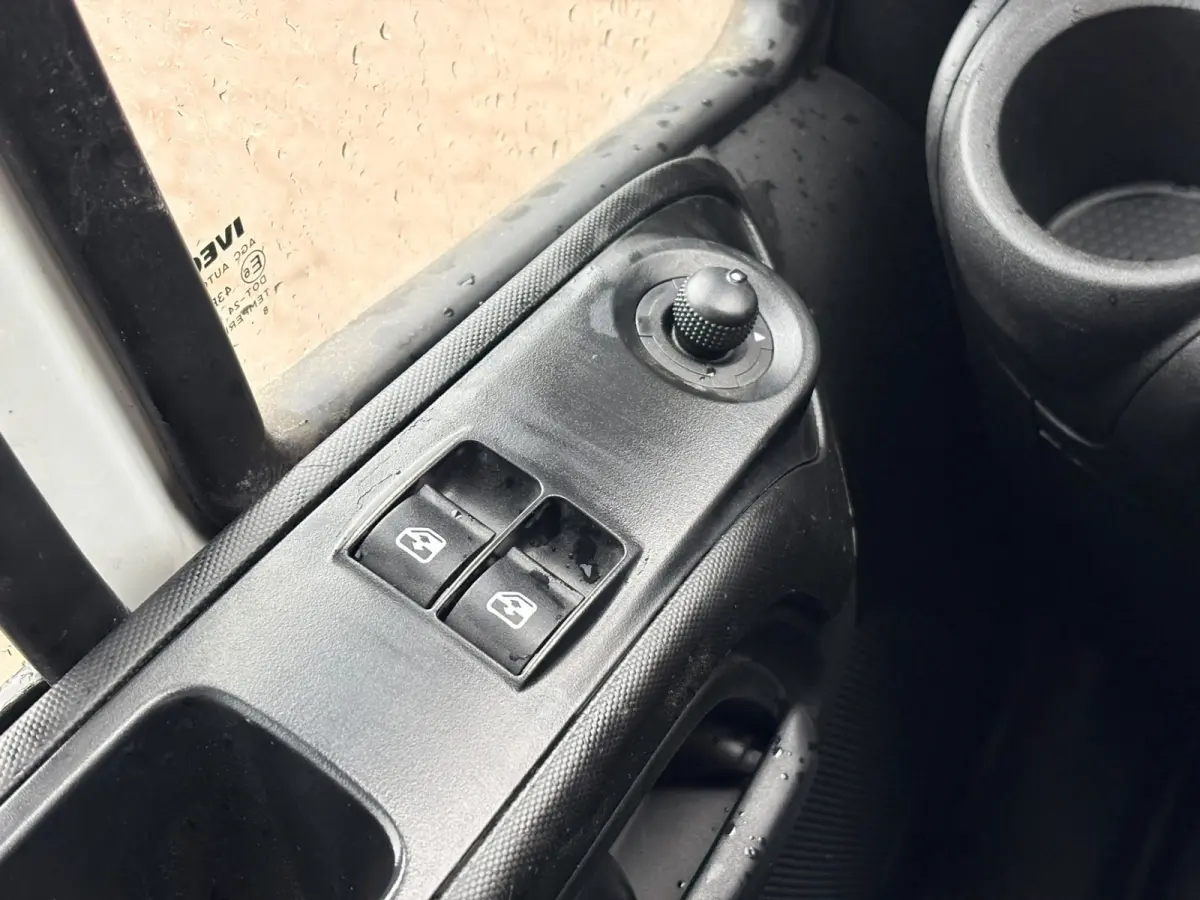 35C14 2.3 L2H2 Dubbellucht Airco Cruise control Camera Trekhaak 3,5t Inbouw lucht geveerde stoel