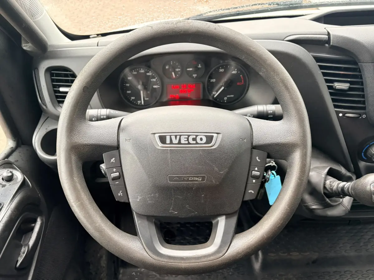 35C14 2.3 L2H2 Dubbellucht Airco Cruise control Camera Trekhaak 3,5t Inbouw lucht geveerde stoel