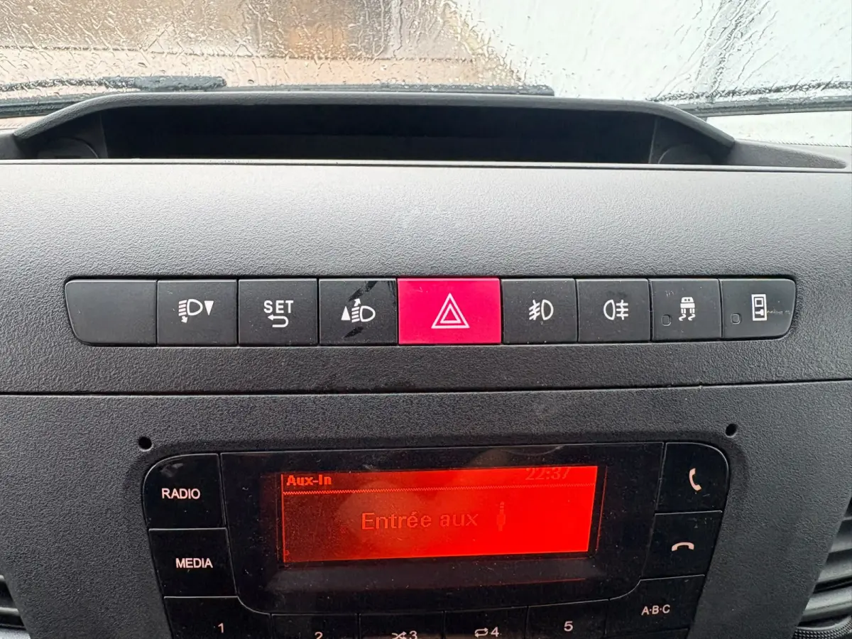 35C14 2.3 L2H2 Dubbellucht Airco Cruise control Camera Trekhaak 3,5t Inbouw lucht geveerde stoel
