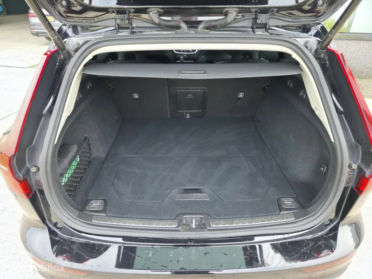 2.0 T6 Plug-in hybrid AWD / Carplay / Stoelverw.