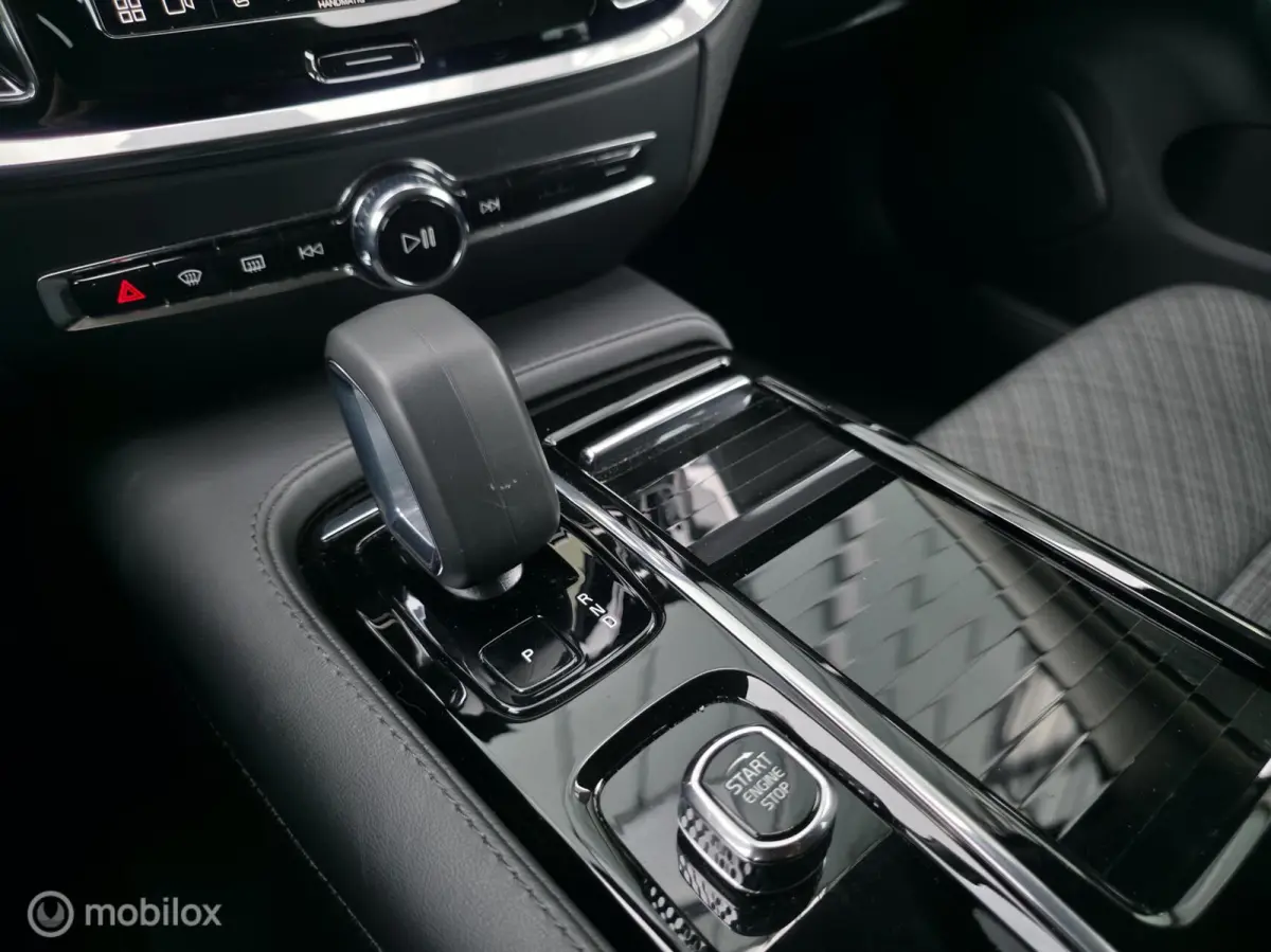 2.0 T6 Plug-in hybrid AWD / Carplay / Stoelverw.