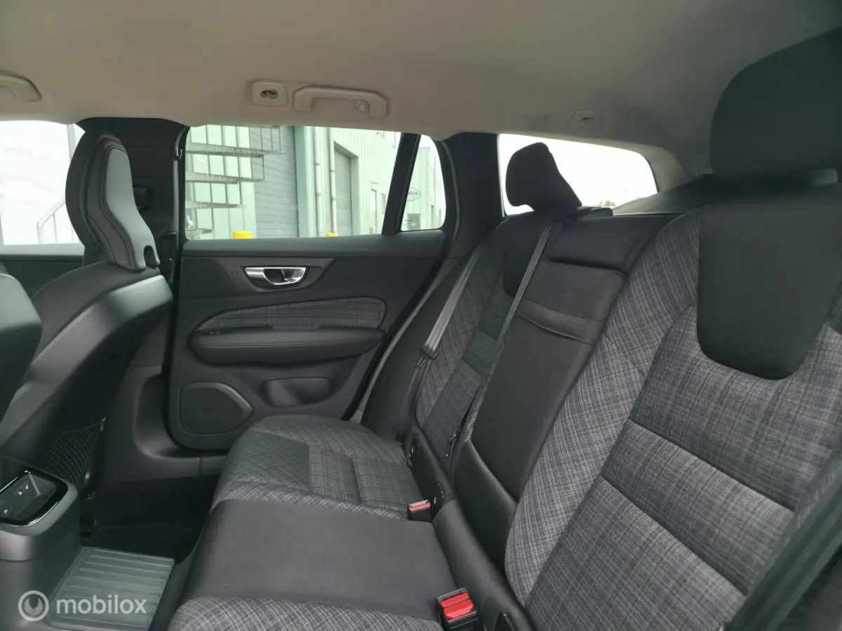 2.0 T6 Plug-in hybrid AWD / Carplay / Stoelverw.