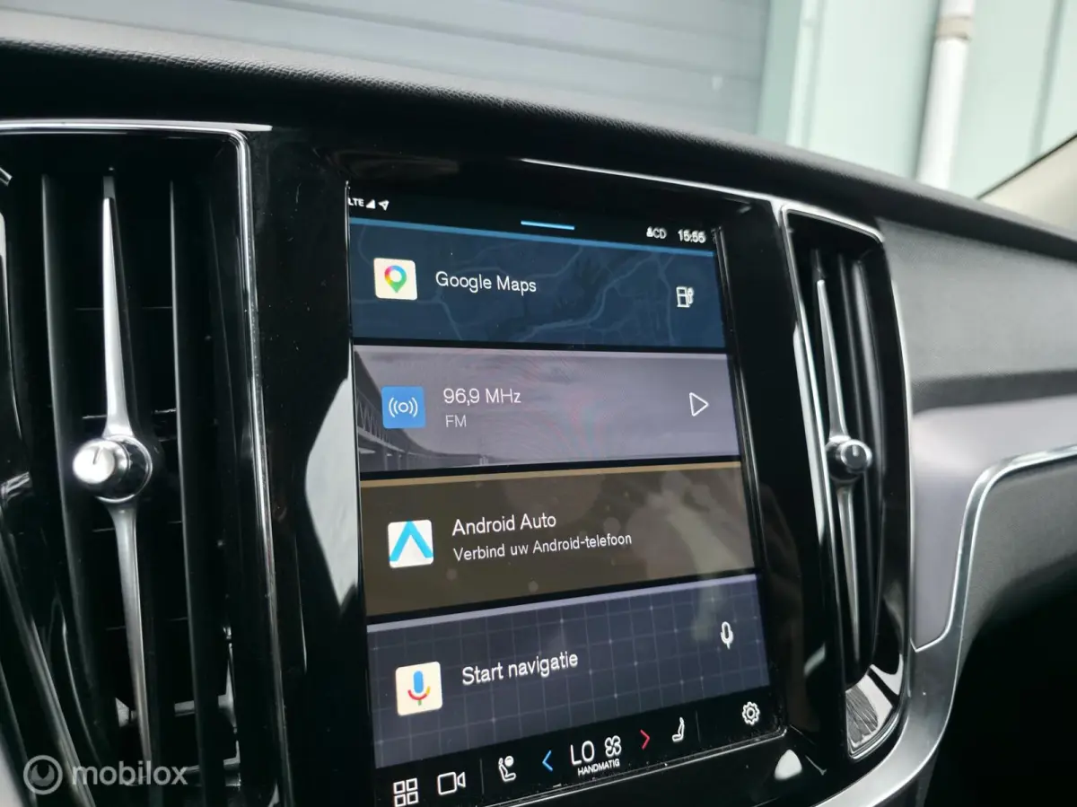 2.0 T6 Plug-in hybrid AWD / Carplay / Stoelverw.