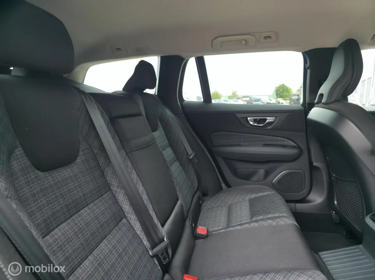 2.0 T6 Plug-in hybrid AWD / Carplay / Stoelverw.