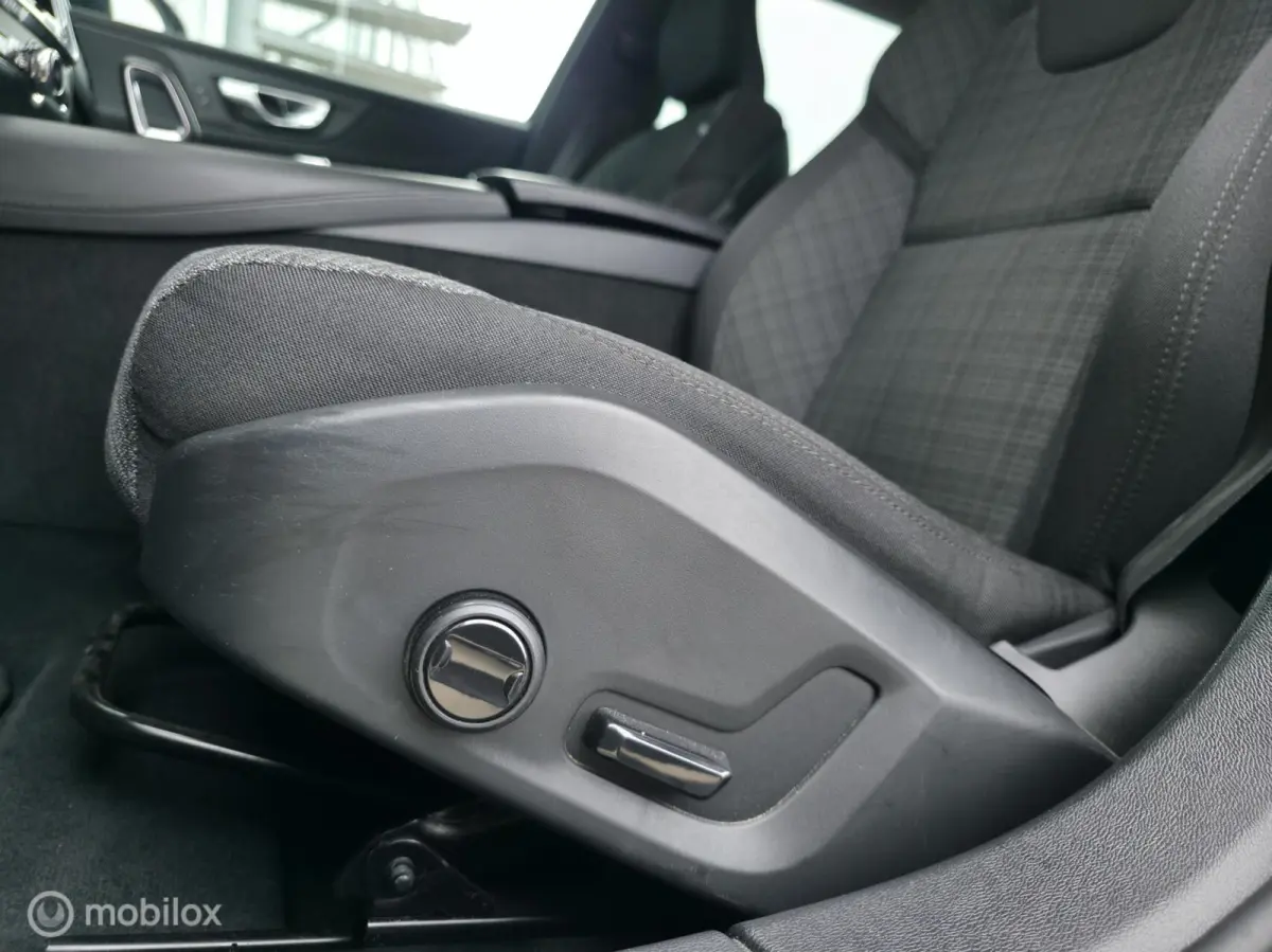 2.0 T6 Plug-in hybrid AWD / Carplay / Stoelverw.