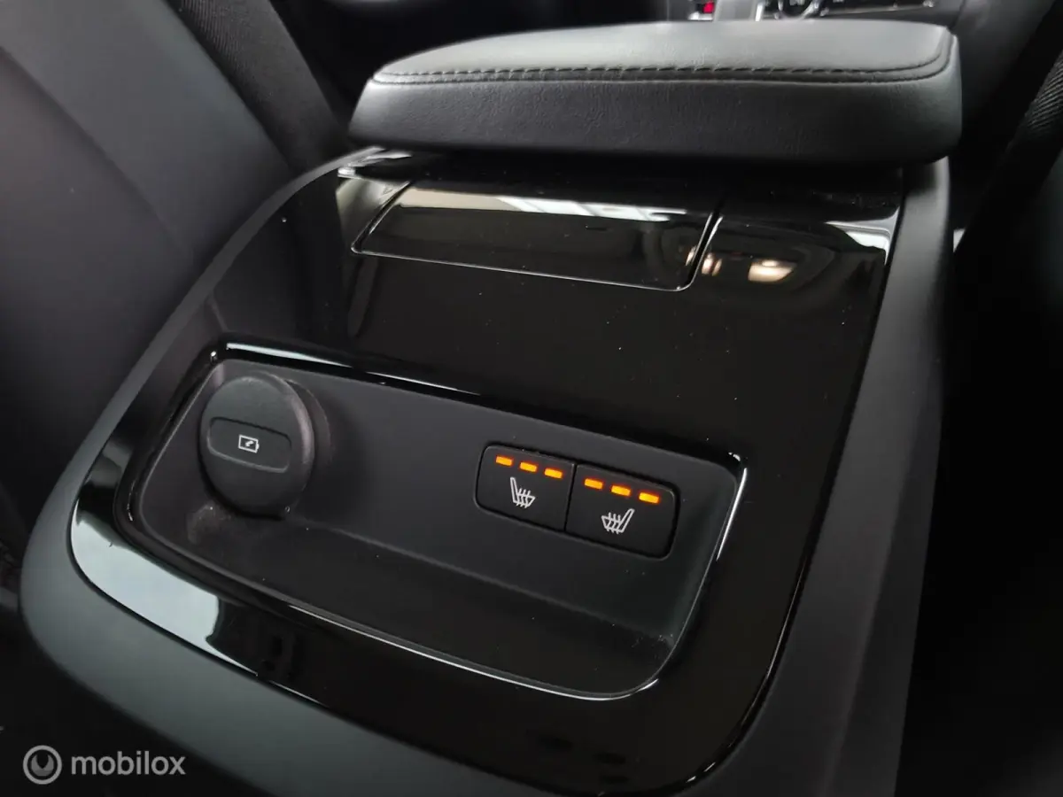 2.0 T6 Plug-in hybrid AWD / Carplay / Stoelverw.