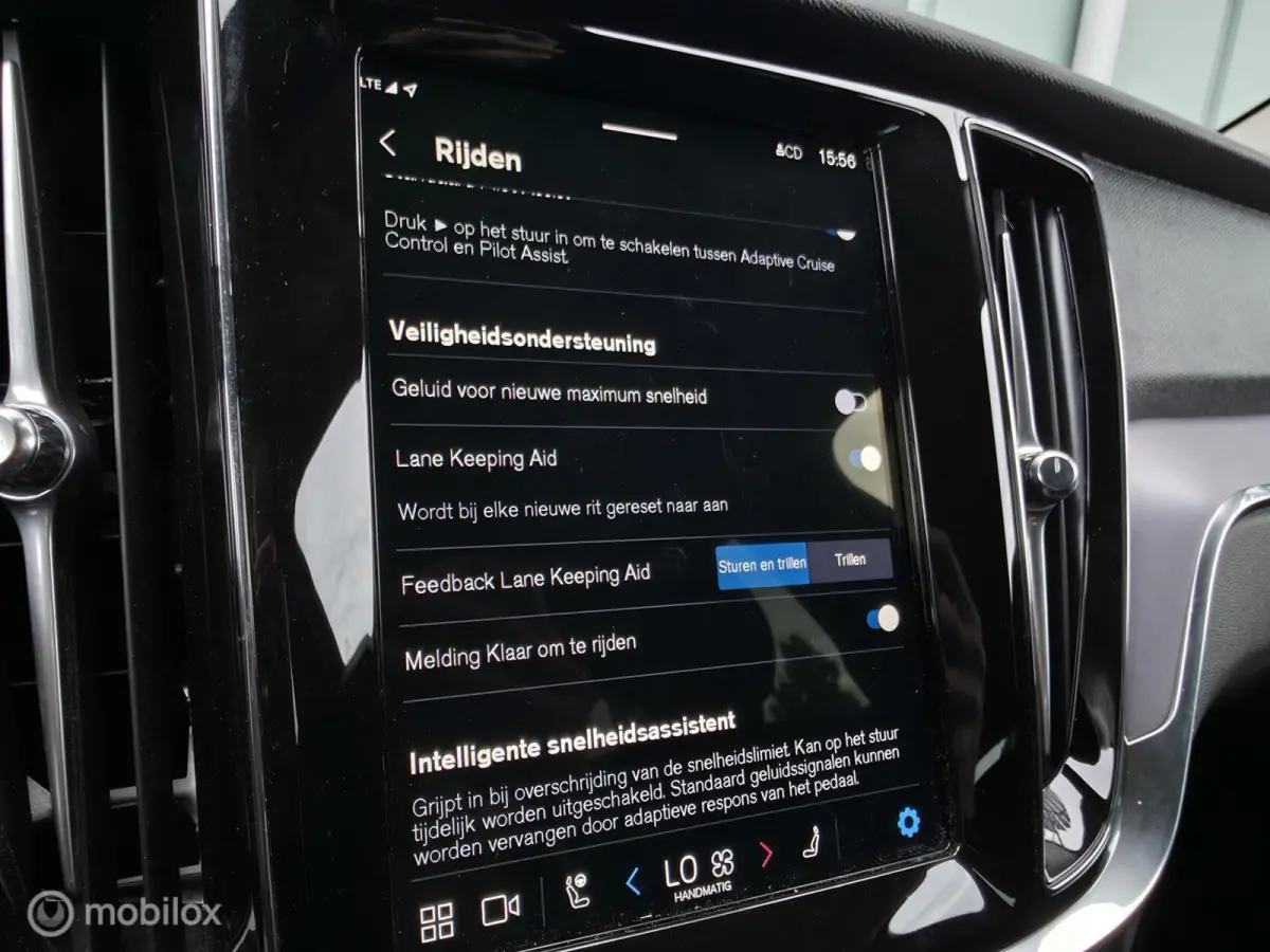 2.0 T6 Plug-in hybrid AWD / Carplay / Stoelverw.