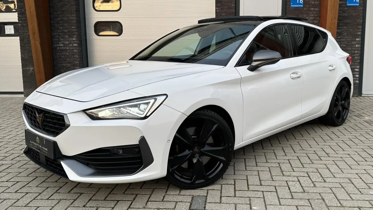 2.0 TSI VZ 300PK PANO/SFEERVERL/CARPLAY/STOELVW