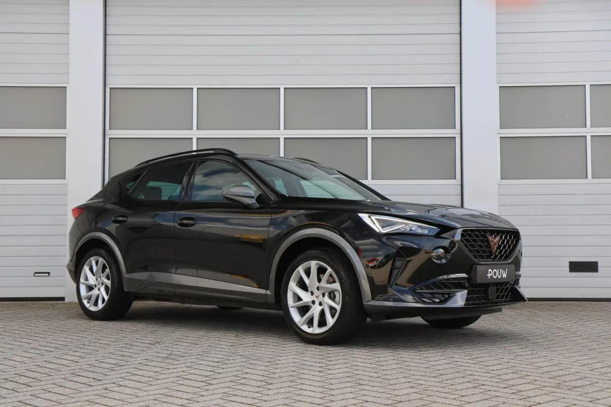 1.4 e-Hybrid 204pk Business | SoH 97% | Navigatie | Achteruitrijcamera | App Connect | Dodehoeksensor