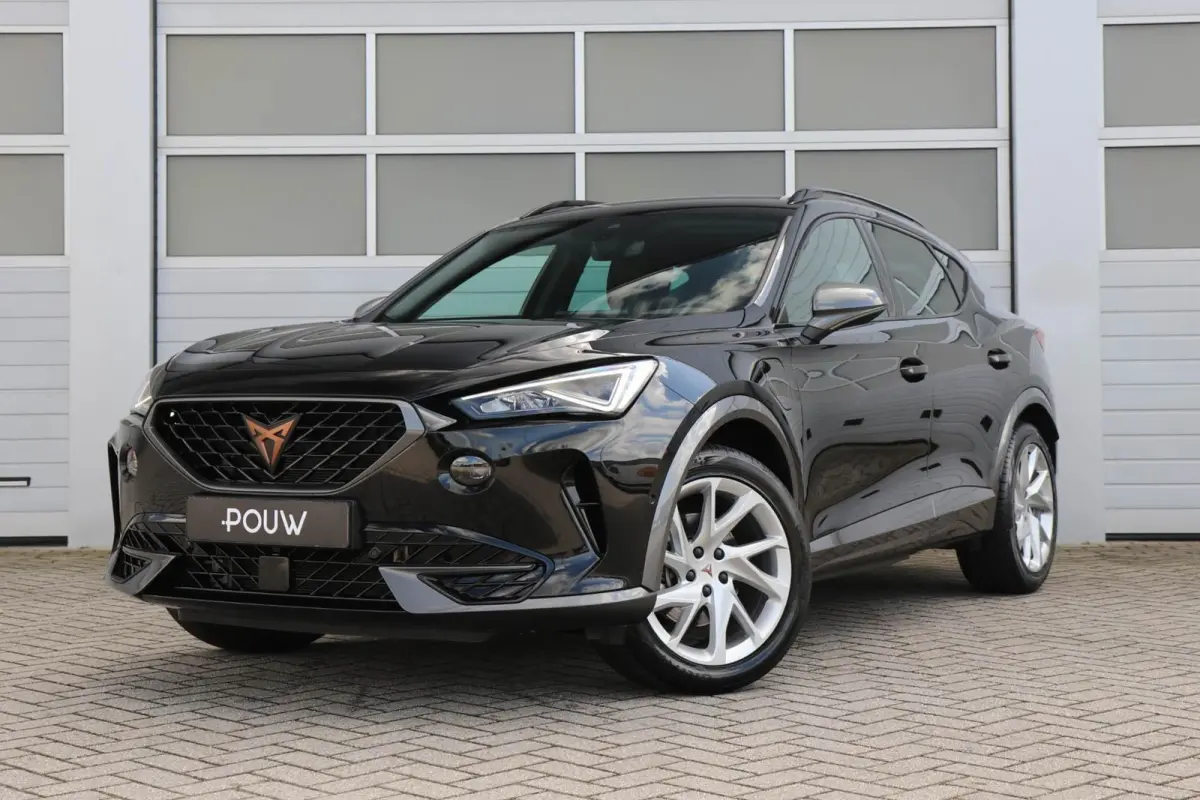 1.4 e-Hybrid 204pk Business | SoH 97% | Navigatie | Achteruitrijcamera | App Connect | Dodehoeksensor