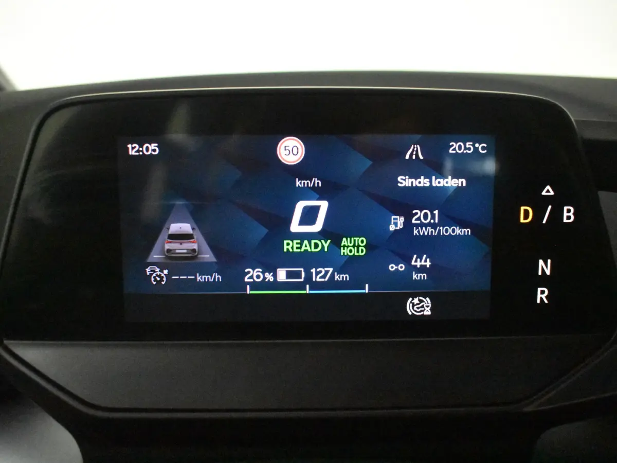 Copper Edition 82kWh l WLTP tot 556km! l Camera l Stoel/stuurverwarming l Half Leder l 19" l 231PK! l Parkeersensoren l Cr Control l Elektr. Inklapbare Buitenspiegels l Navi | DAB | LED