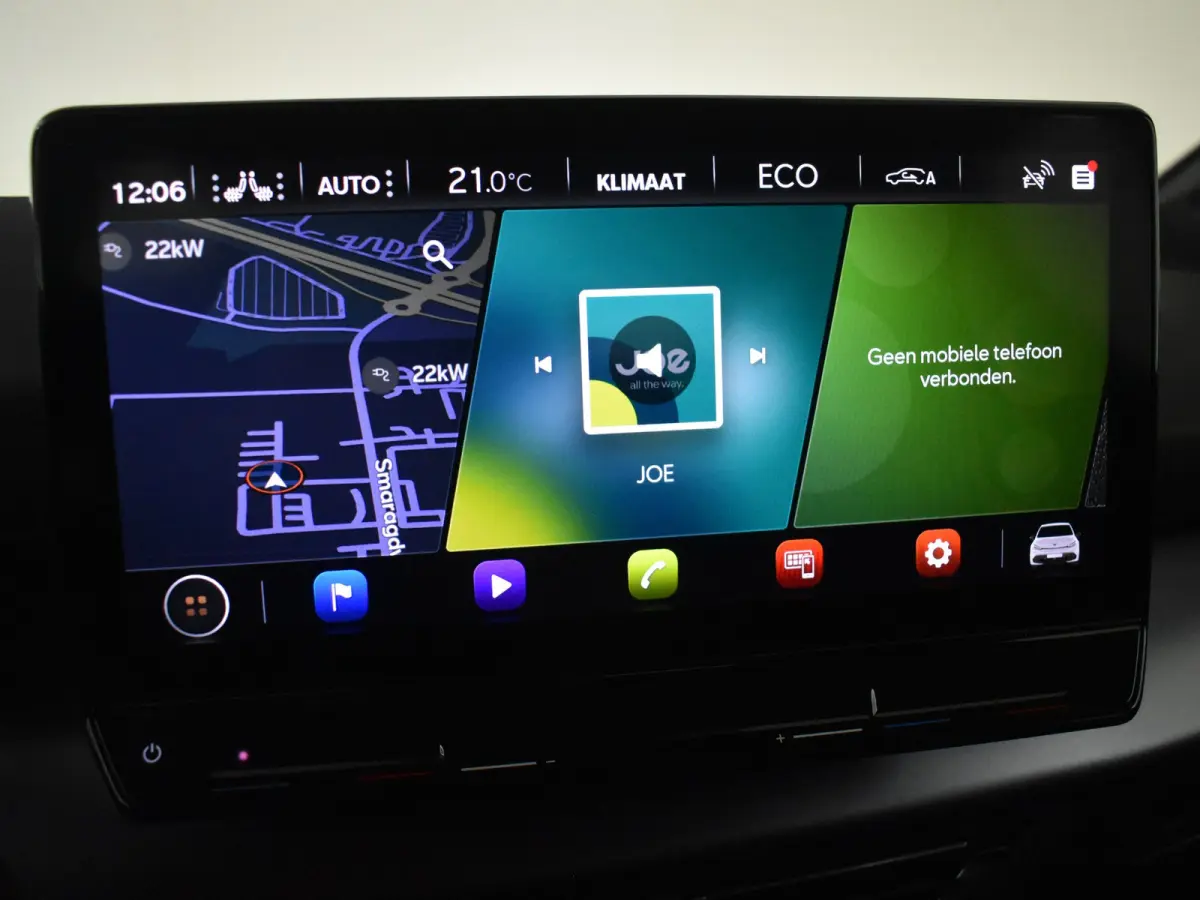 Copper Edition 82kWh l WLTP tot 556km! l Camera l Stoel/stuurverwarming l Half Leder l 19" l 231PK! l Parkeersensoren l Cr Control l Elektr. Inklapbare Buitenspiegels l Navi | DAB | LED