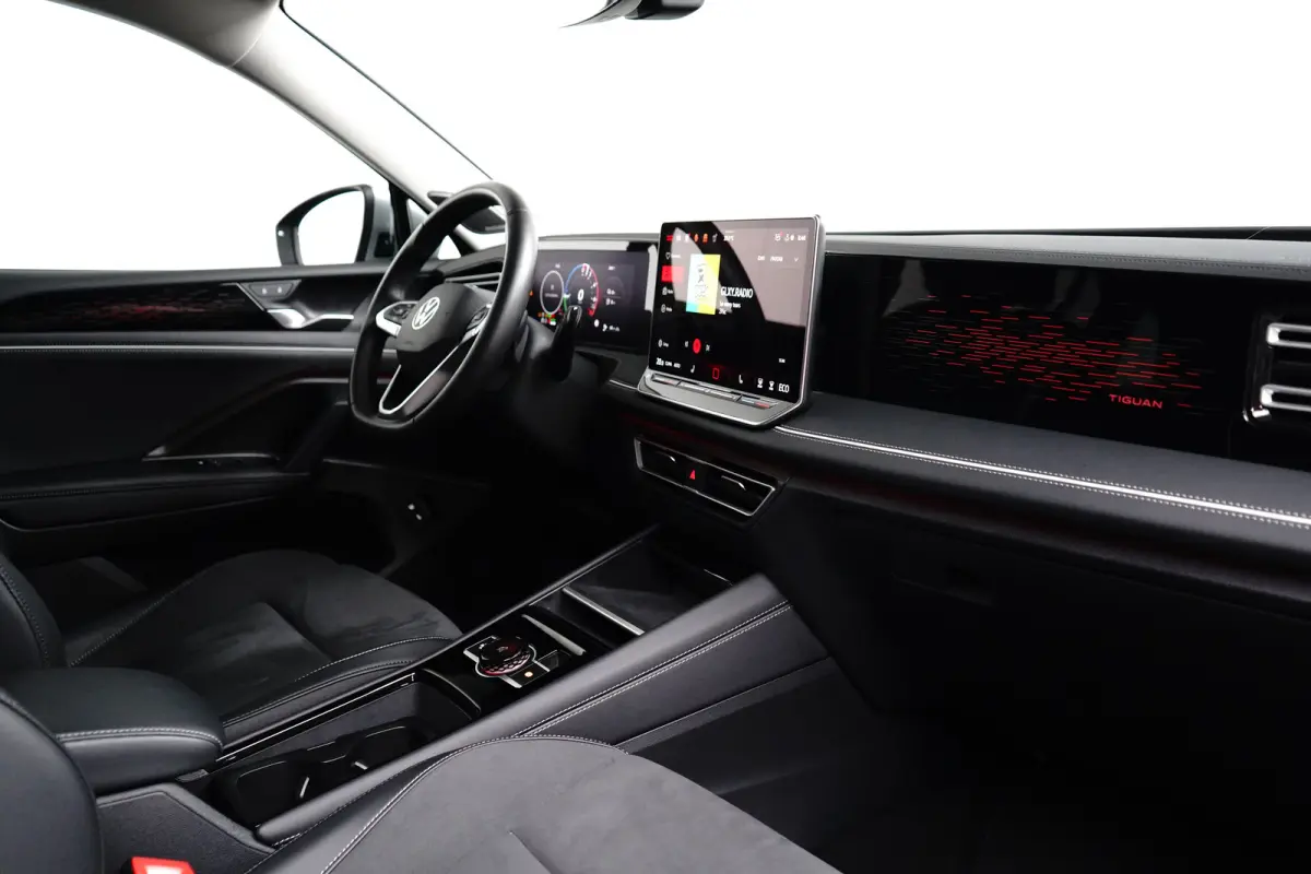 1.5 TSI eHybrid 204 pk Elegance | Wegklapbare Trekhaak | Achteruitrijcamera | Cruise control adaptief |