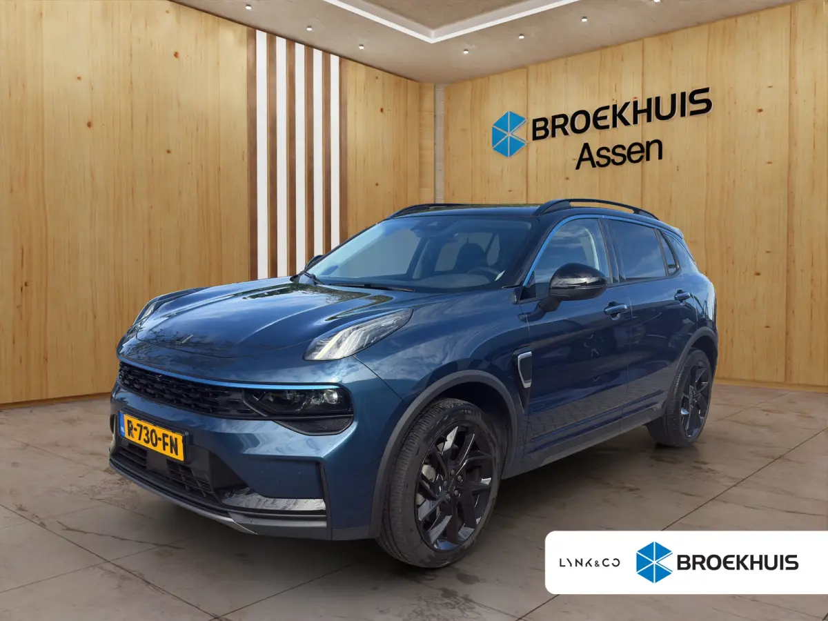 1.5 | BLIS | Panoramadak | Verwarmde Voorstoelen | 360 Camera | Keyless Start / Entry |
