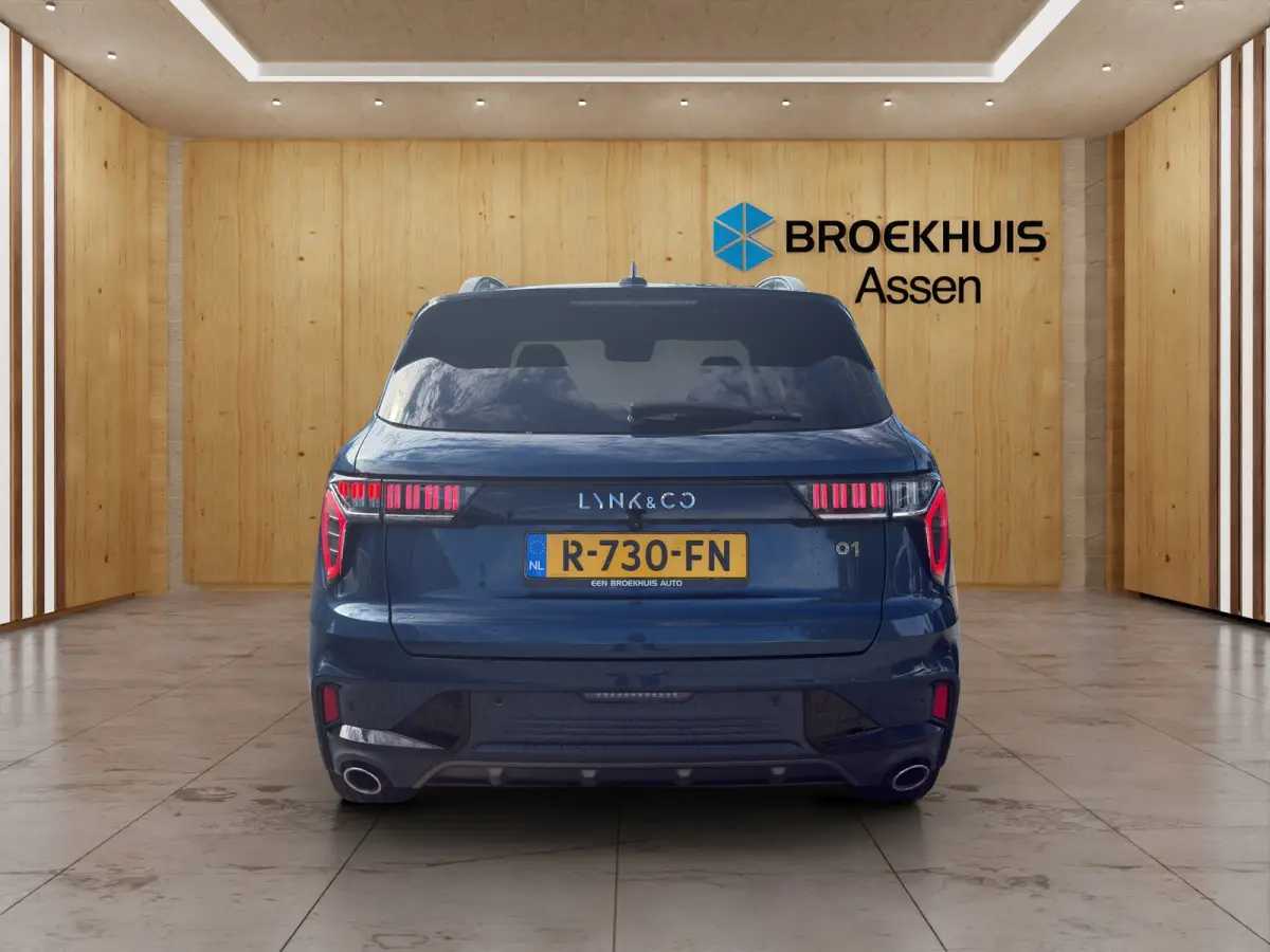 1.5 | BLIS | Panoramadak | Verwarmde Voorstoelen | 360 Camera | Keyless Start / Entry |