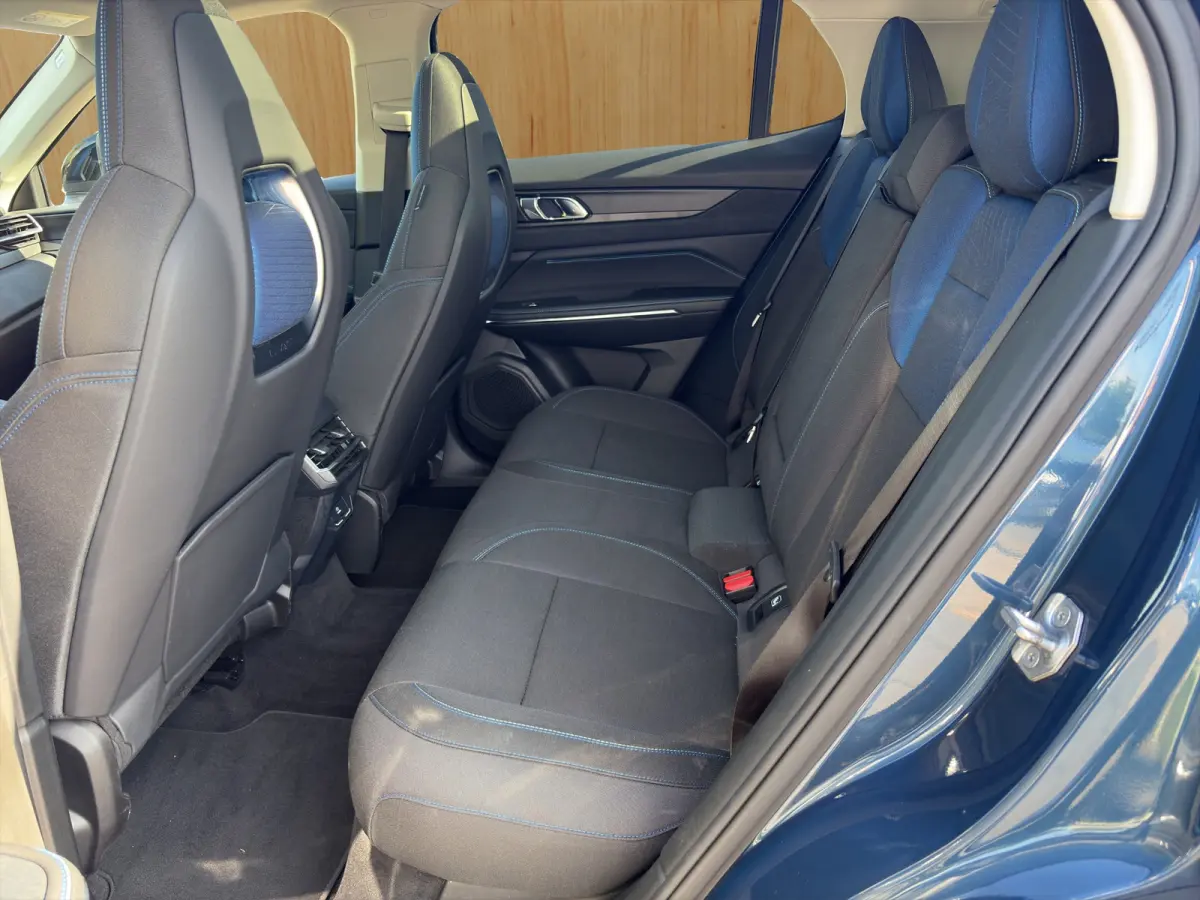 1.5 | BLIS | Panoramadak | Verwarmde Voorstoelen | 360 Camera | Keyless Start / Entry |