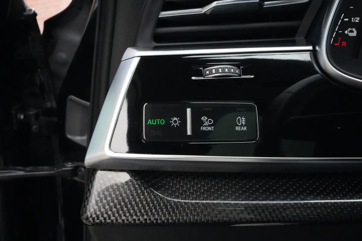 60 TFSI e Quattro Pro Line S Competition | 489 PK | PHEV | Audi Exclusive | Pano | 360° Camera | Trekhaak Audi Q7 60 TFSI e quattro Pro Line S Competition 489 PK Plug-in Hybrid met 3.0 V6 b