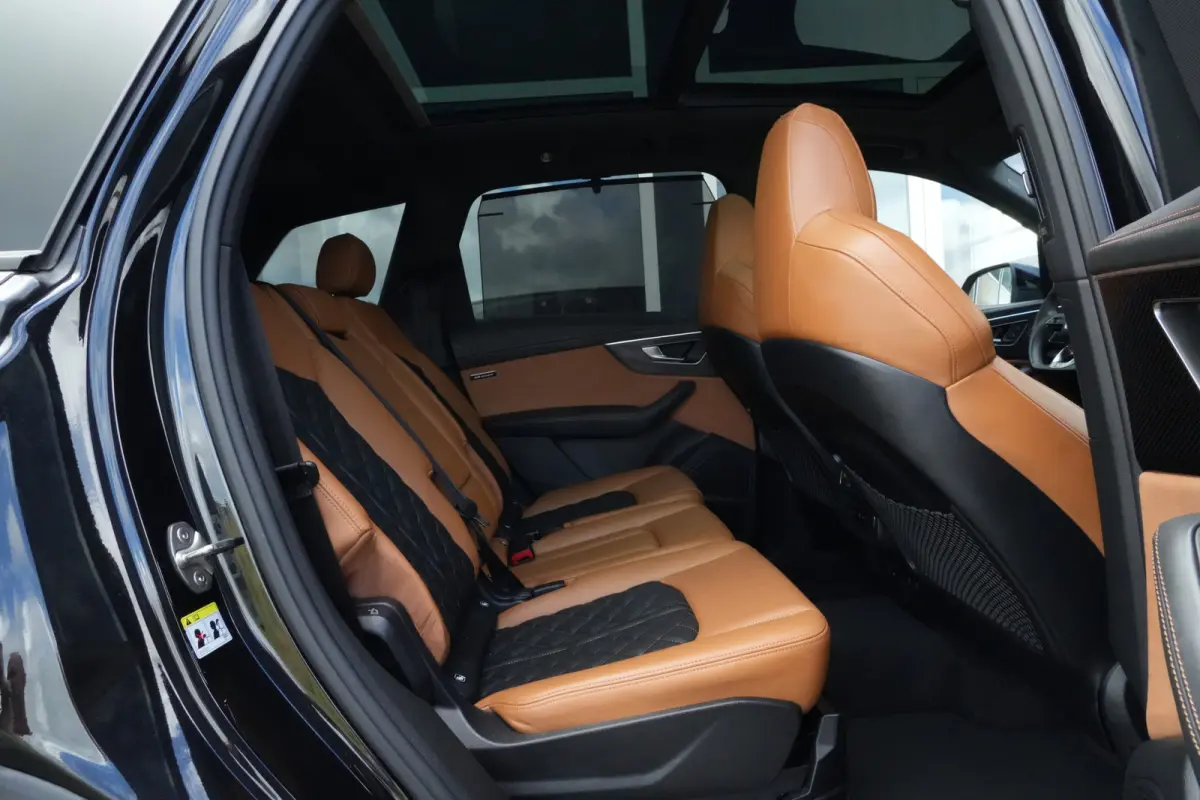60 TFSI e Quattro Pro Line S Competition | 489 PK | PHEV | Audi Exclusive | Pano | 360° Camera | Trekhaak Audi Q7 60 TFSI e quattro Pro Line S Competition 489 PK Plug-in Hybrid met 3.0 V6 b