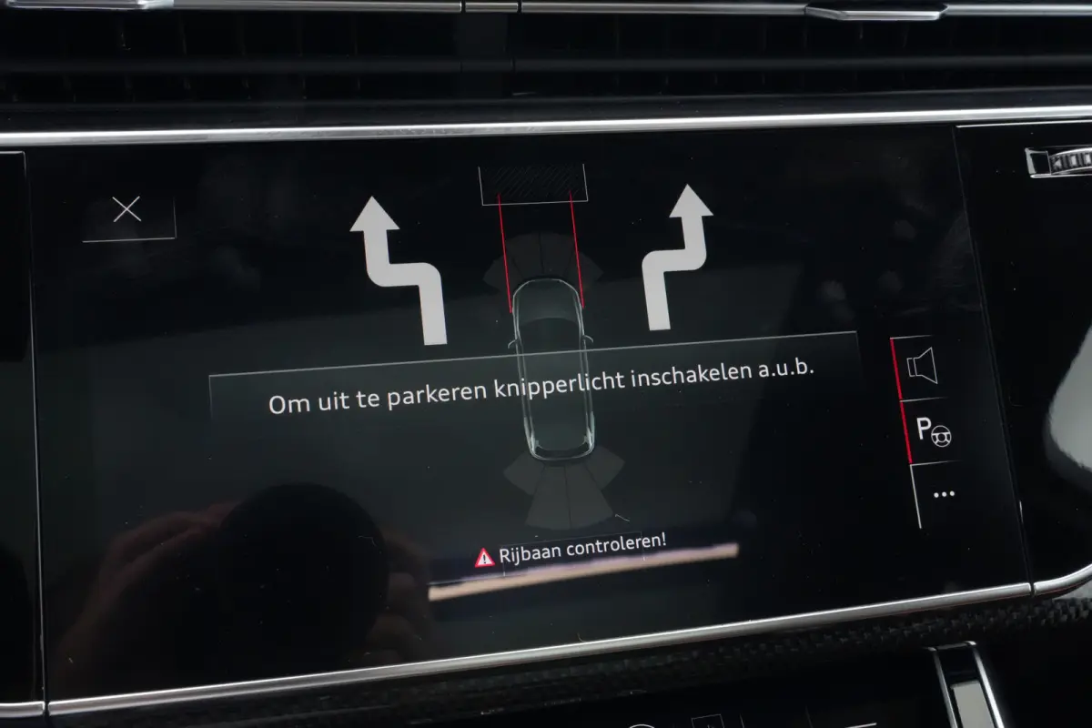 60 TFSI e Quattro Pro Line S Competition | 489 PK | PHEV | Audi Exclusive | Pano | 360° Camera | Trekhaak Audi Q7 60 TFSI e quattro Pro Line S Competition 489 PK Plug-in Hybrid met 3.0 V6 b