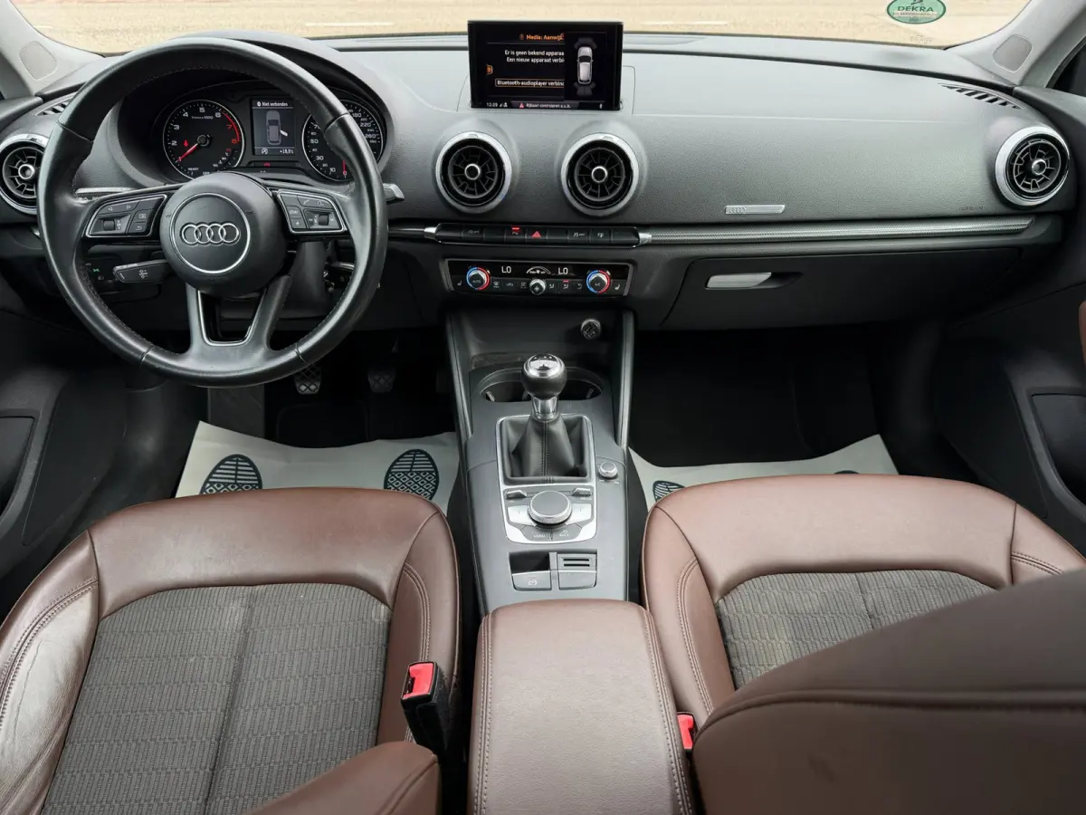 1.0 TFSI Design Pro Line Plus