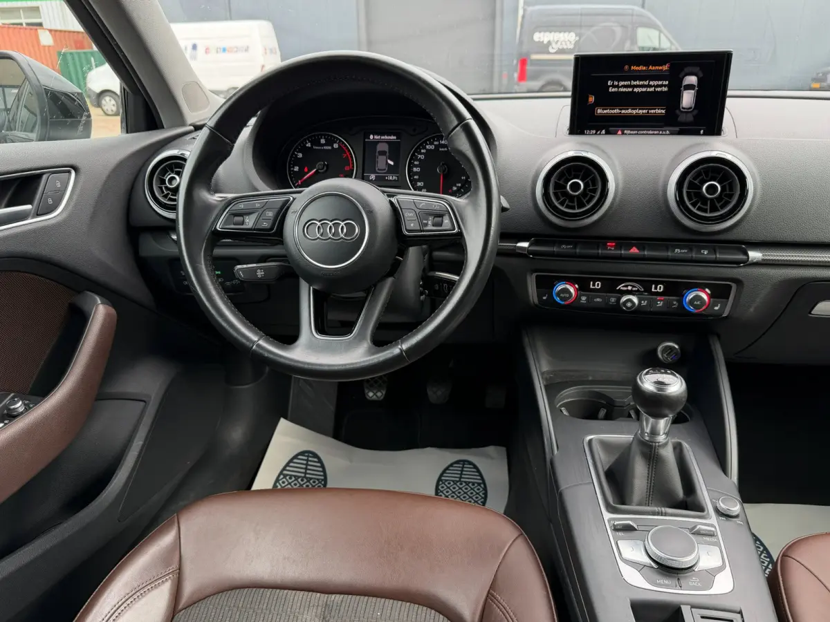 1.0 TFSI Design Pro Line Plus